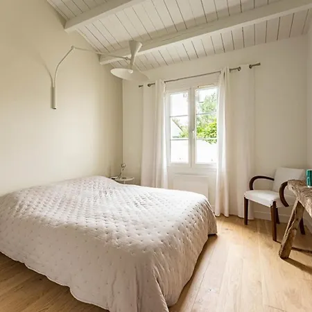 Maison De Charme 4 Chambres, Jardin, Proche Et Port - Fr-1-835-34